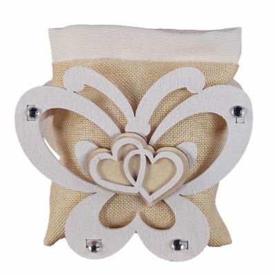 BOMBONIERA FARFALLA E SACCHETTO IN COTONE CON TIRANTE 8X6 CM 6 PEZZI